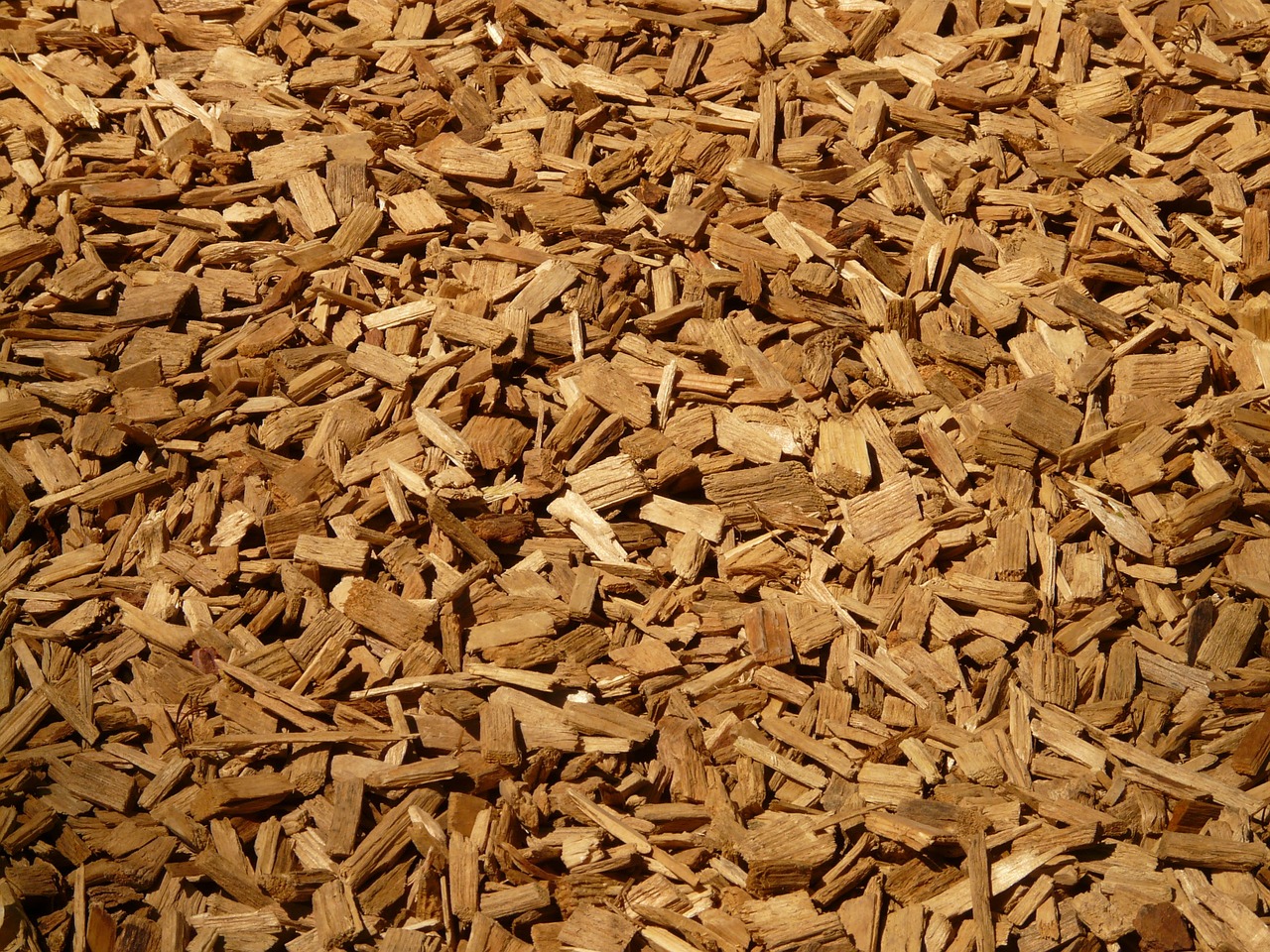 HolzMarktService Strauß Holzhackschnitzel & Rindenmulch